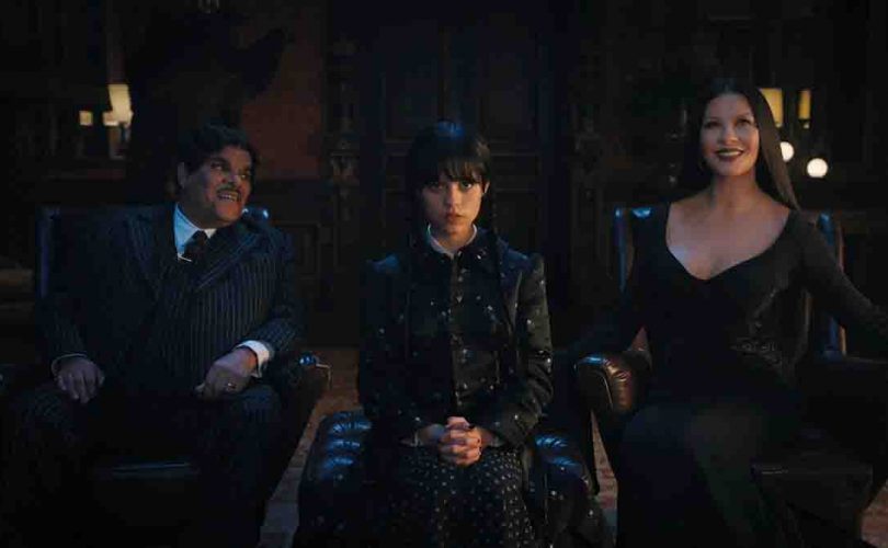 Merlina-Locos-Addams-estreno-trailer-Tim-Burton
